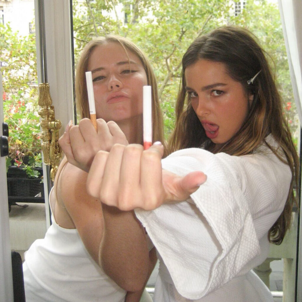 Celeb – Lexee Smith – Nude