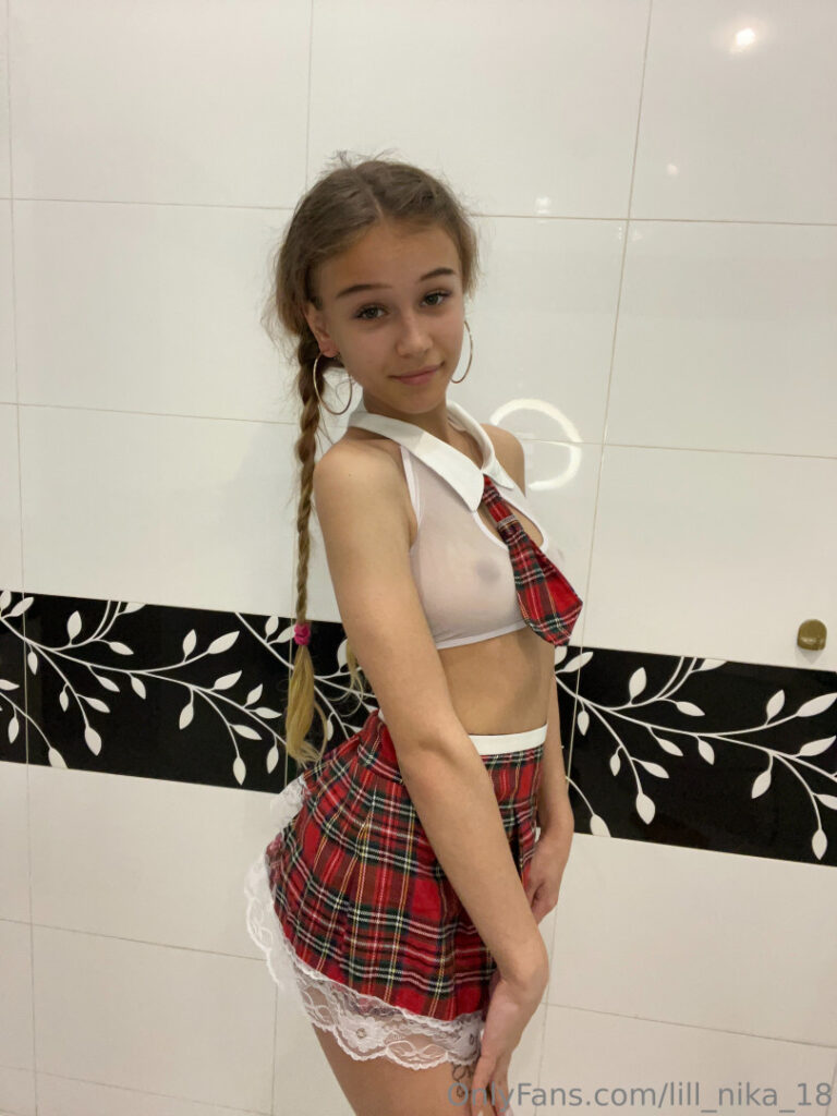 OnlyFans – Teen – lill_nika_18 – Nude