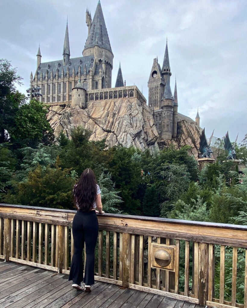 Instagram – Liv @littlelivbug – Nude