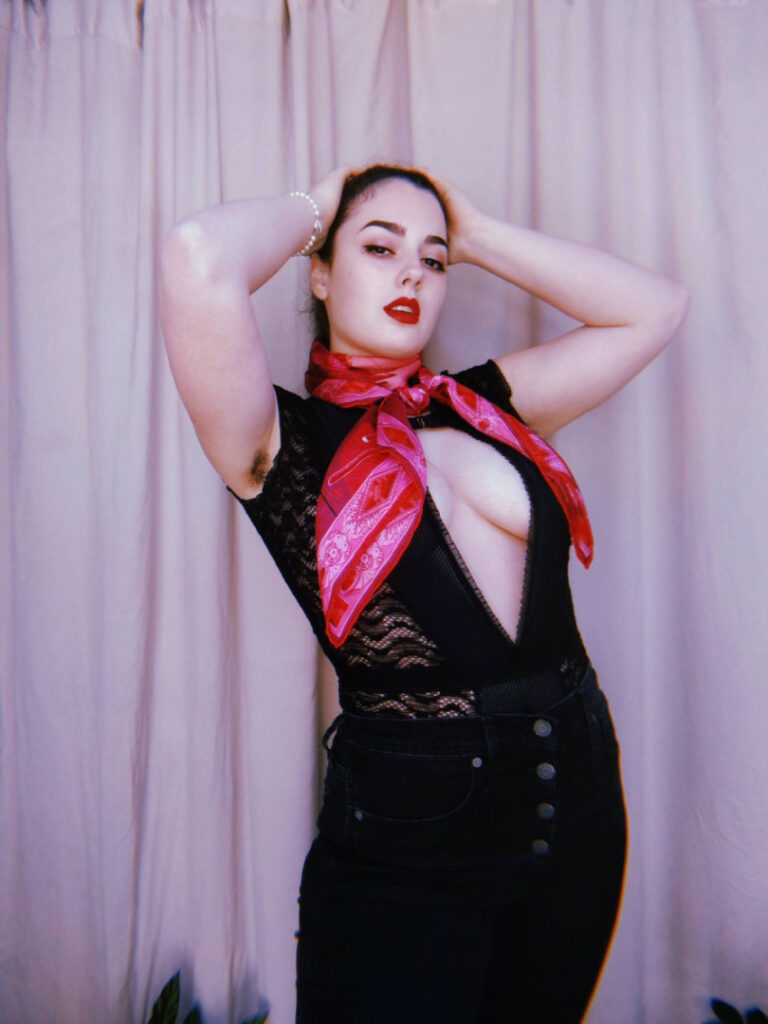 Instagram – Logandria – Nude