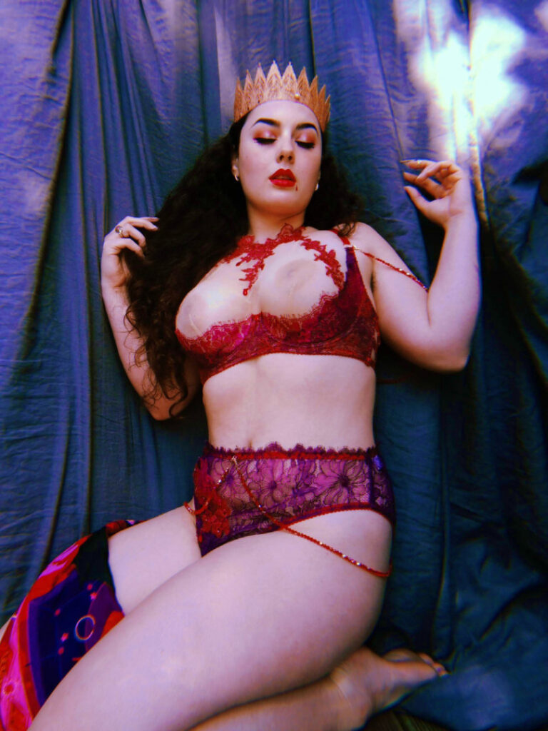 Instagram – Logandria – Nude