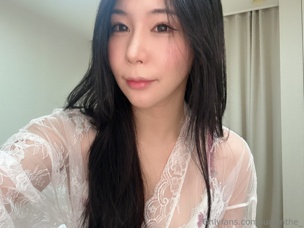 OnlyFans – Asian – Lucy Park | lucyinthe_ – Nude