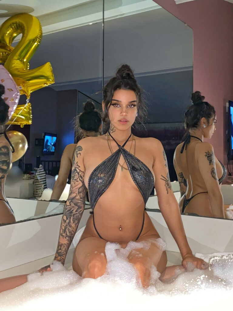 OnlyFans – Latina – Lunamoonrivas – Nude