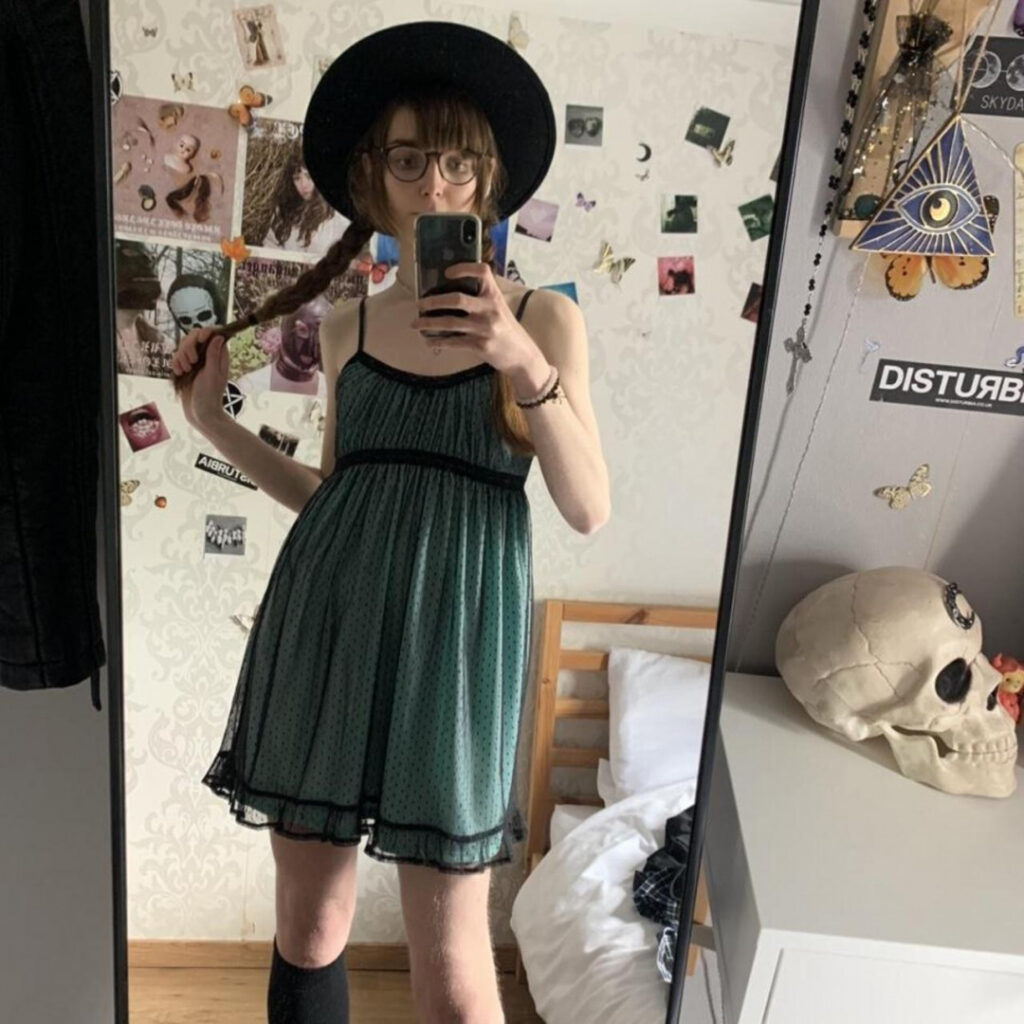 Trans – Instagram – Reddit – luniasolstice  ellie hardy – Nude Leaks