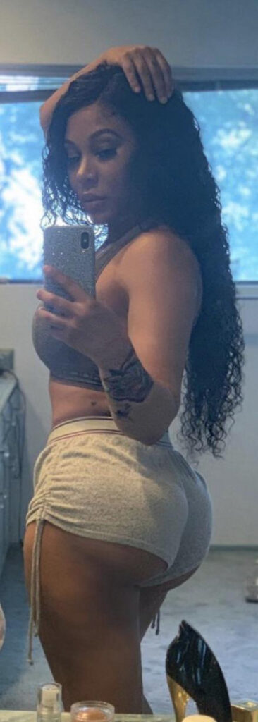 Celeb – OnlyFans – Ebony – Lyrica Anderson – Nude