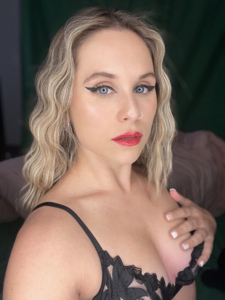 OnlyFans – Instagram – Mackenzie Sterner – Nude Leaks