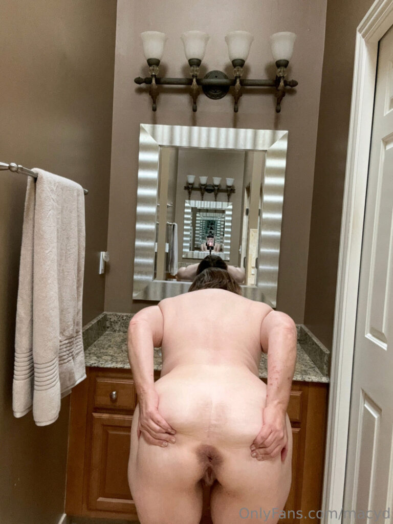 OnlyFans – T H I C C – MILF – Macyd – Nude