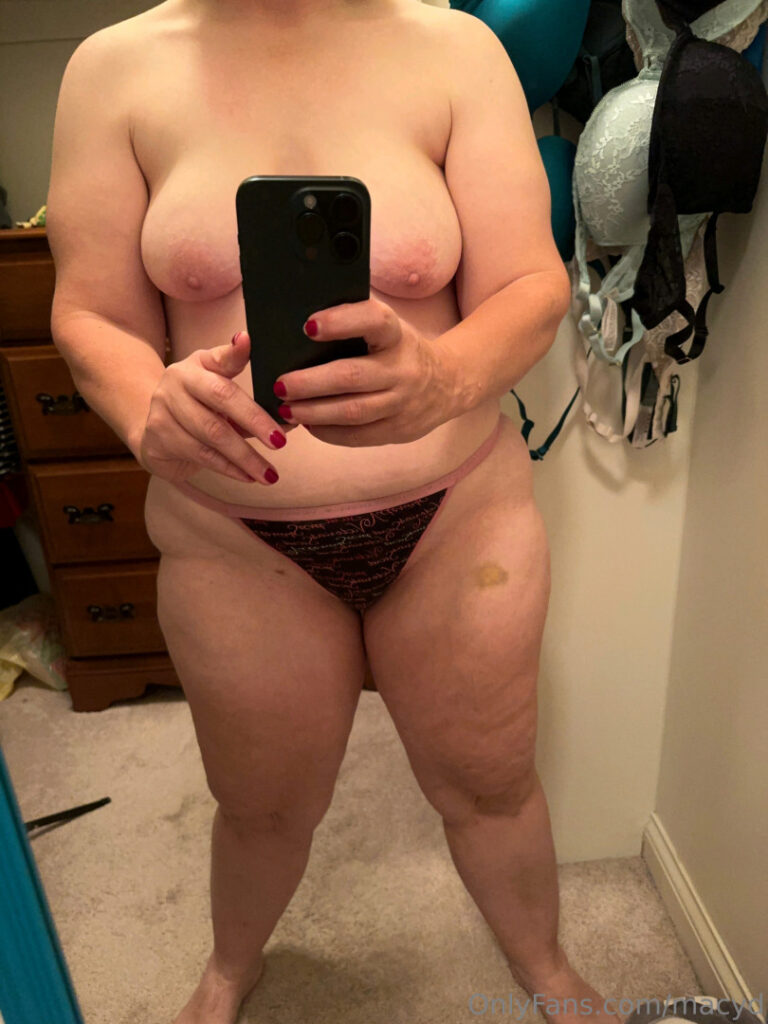 OnlyFans – T H I C C – MILF – Macyd – Nude