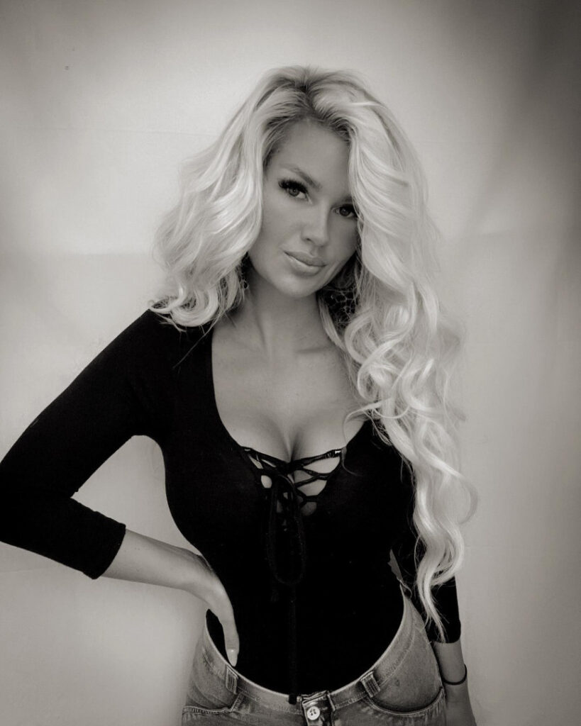 Instagram – Manja Ihrke aka _miss_manja_ – Nude