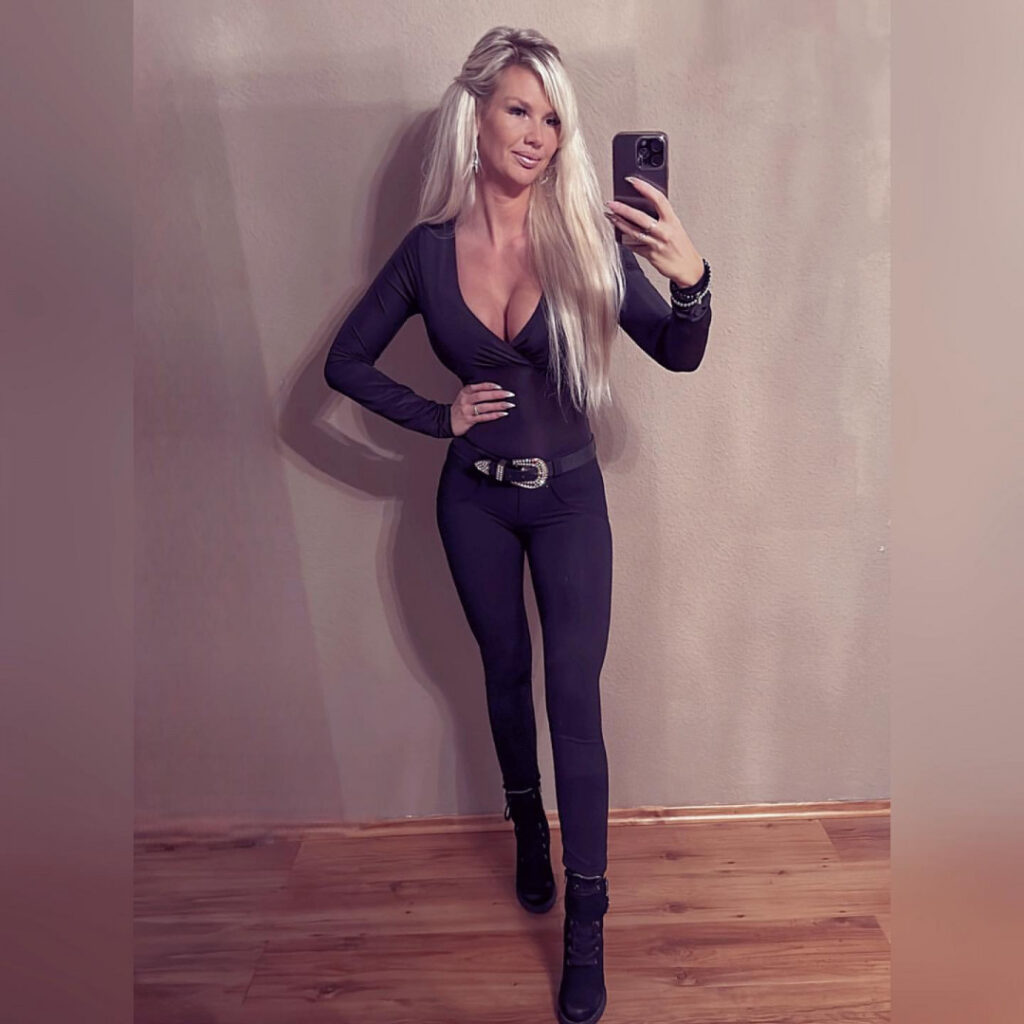 Instagram – Manja Ihrke aka _miss_manja_ – Nude