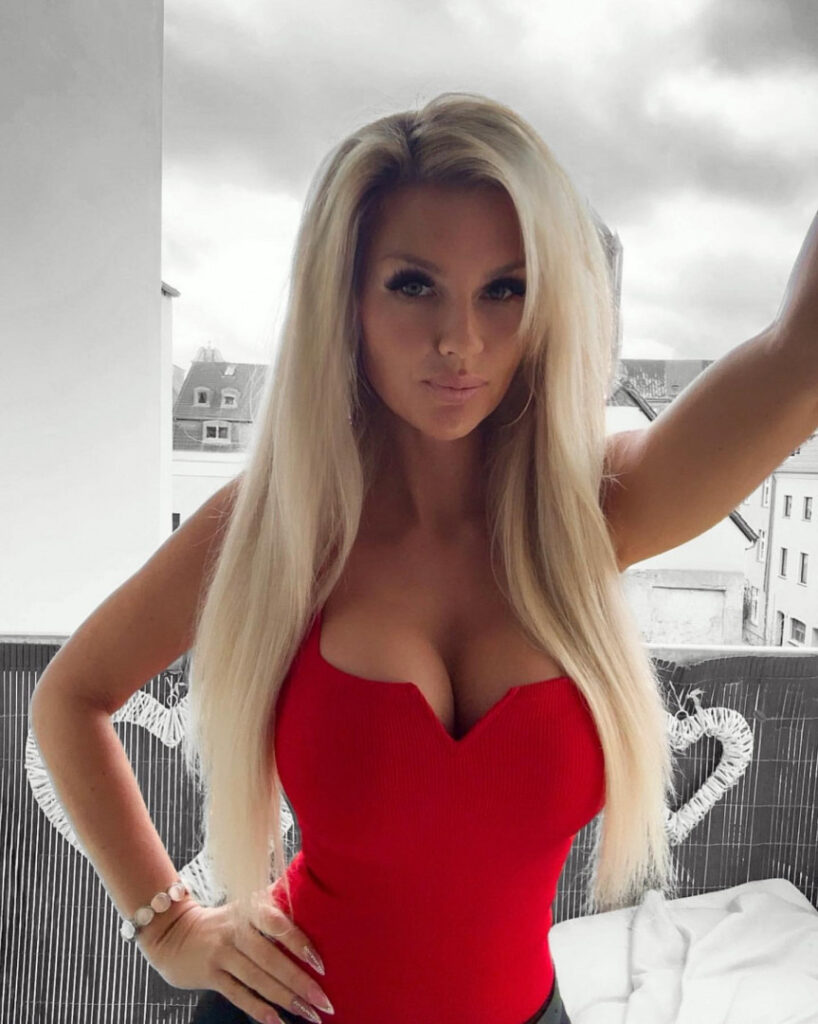 Instagram – Manja Ihrke aka _miss_manja_ – Nude