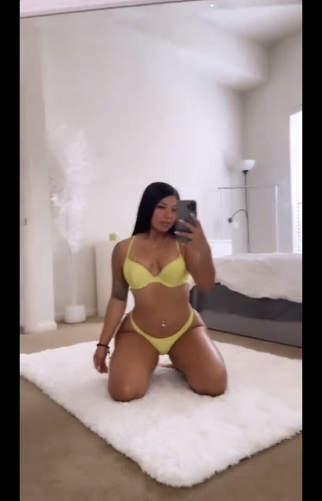 OnlyFans – Instagram – martharmolina / martha.molinaa – Nude