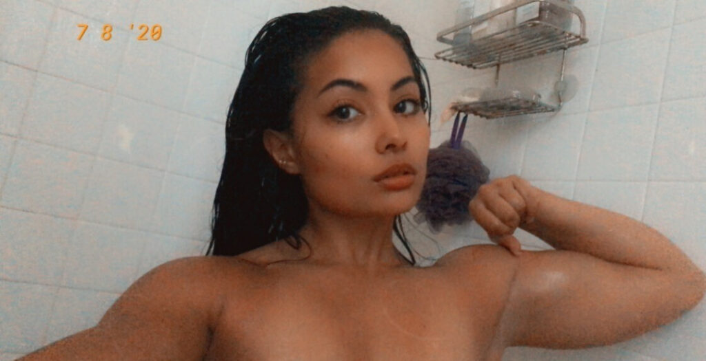 Instagram – MayaTheAmazon – Nude