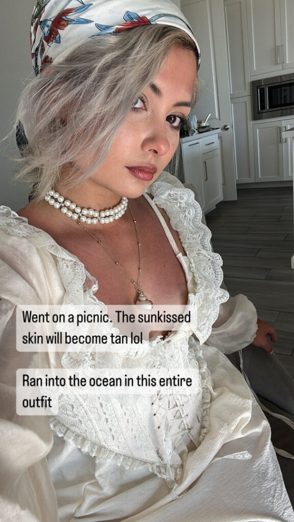 Instagram – MayaTheAmazon – Nude