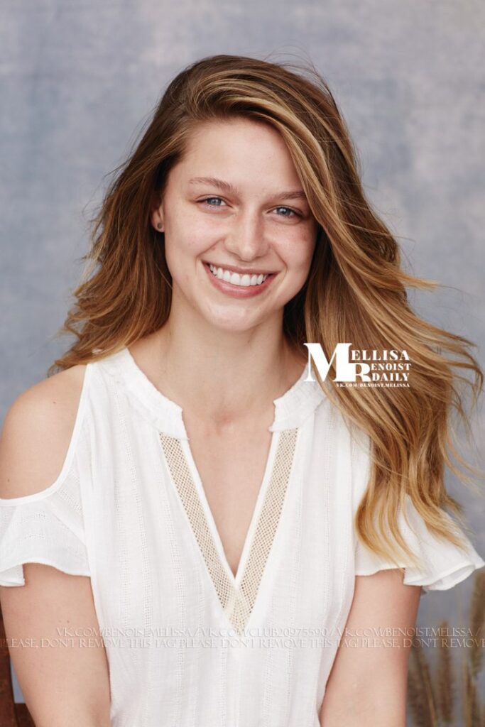 Celeb – Melissa Benoist – Nude