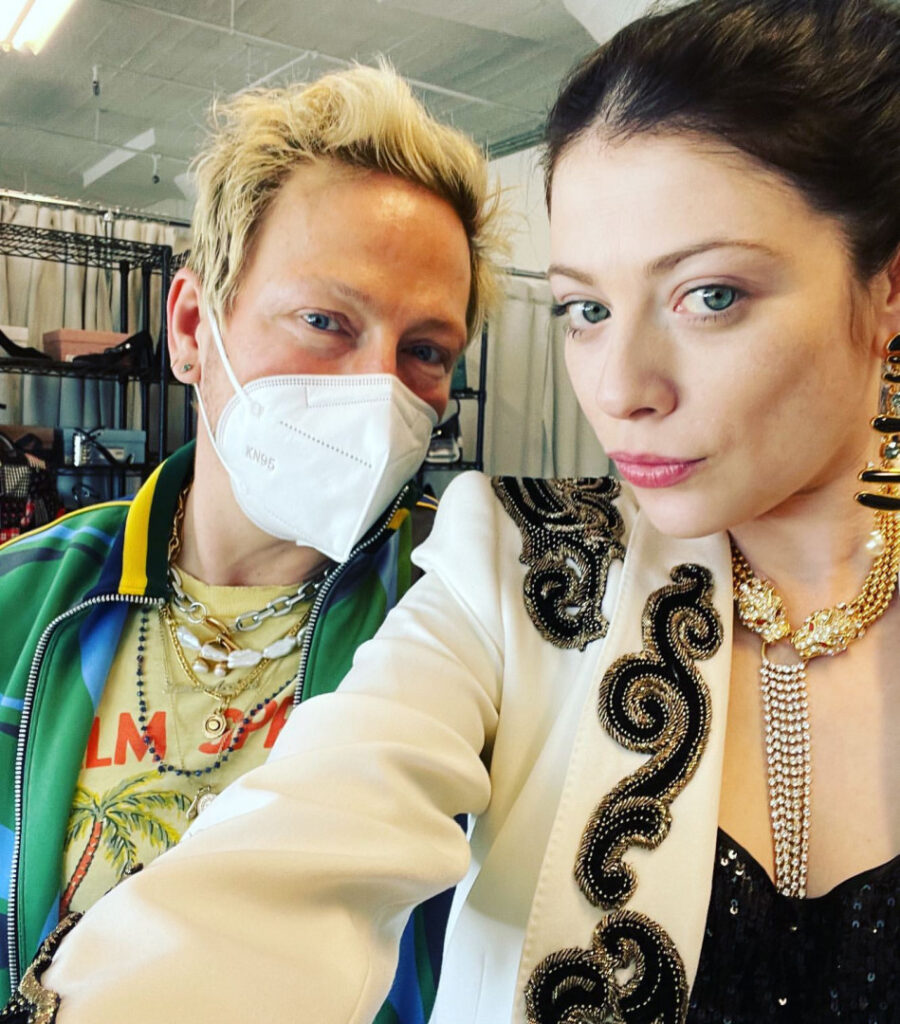 Celeb – Michelle Trachtenberg – Nude