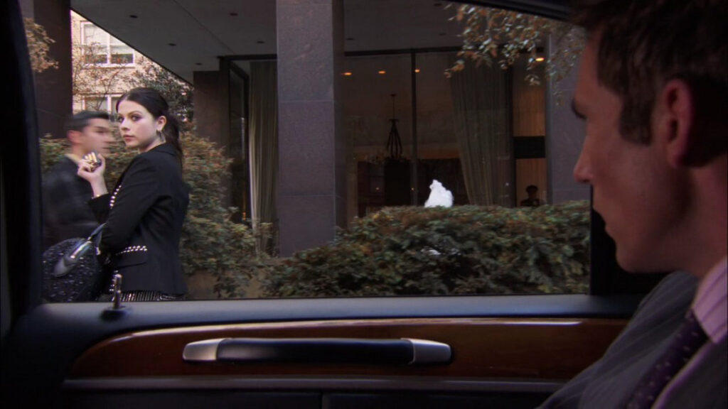 Celeb – Michelle Trachtenberg – Nude