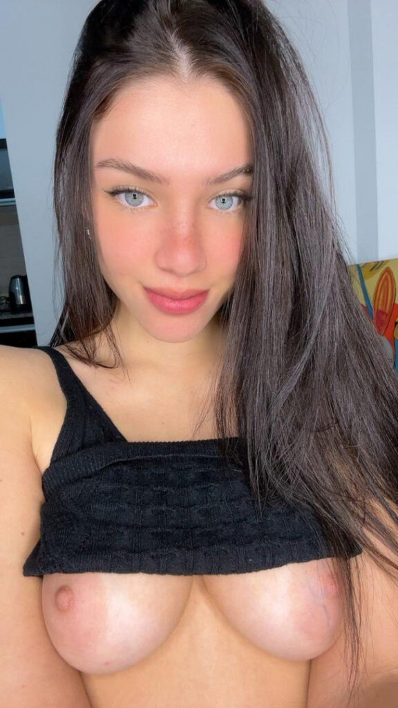 OnlyFans – Reddit – michelleroseluv – Nude