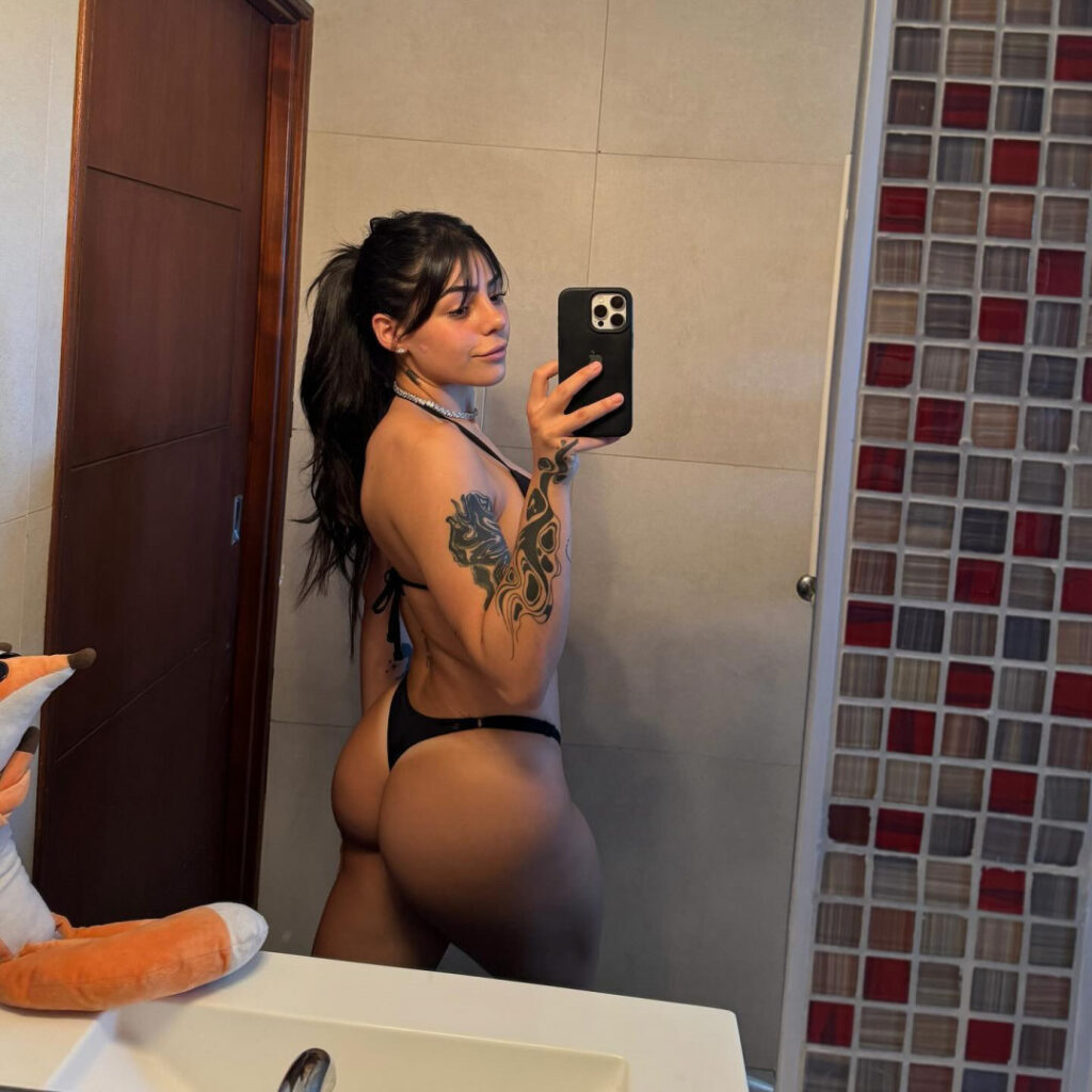 OnlyFans – Instagram – Milica – Milica_yb – Milicayb1 – michiuwu18 – Mica Ybañez – Nude