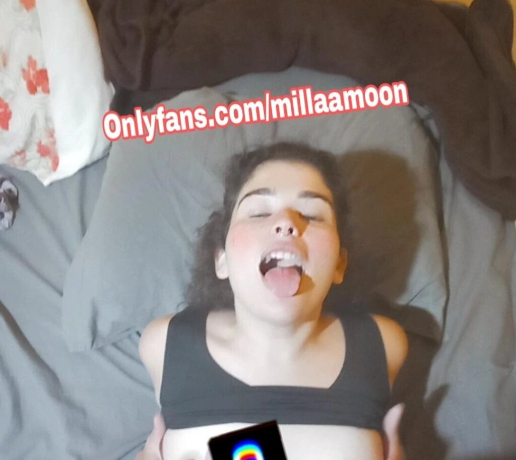 Brazil – Twitch – Onlyfans – Millaamoon – Nude Leaks