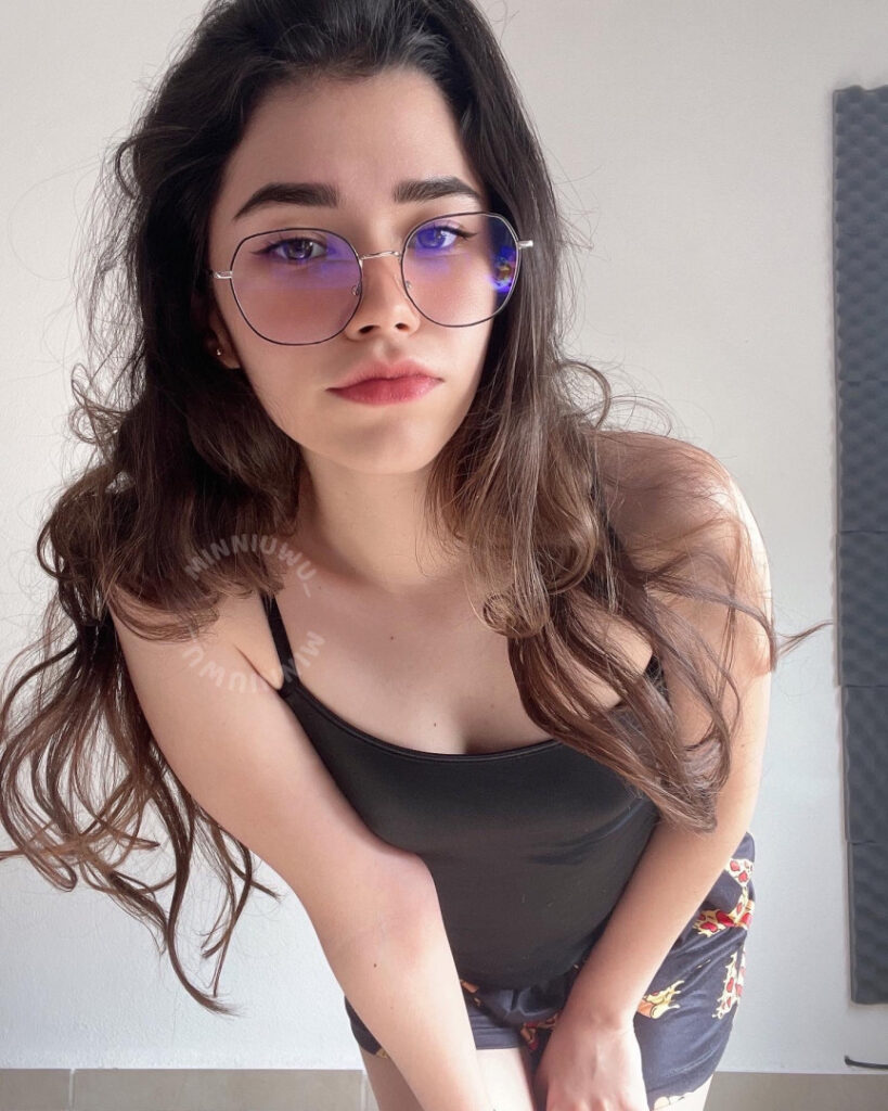 OnlyFans – TikTok – Latina – Minni Minita / Minni Uwu / Minnibaby – Nude