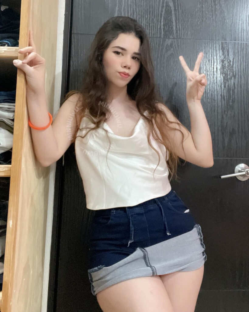 OnlyFans – TikTok – Latina – Minni Minita / Minni Uwu / Minnibaby – Nude