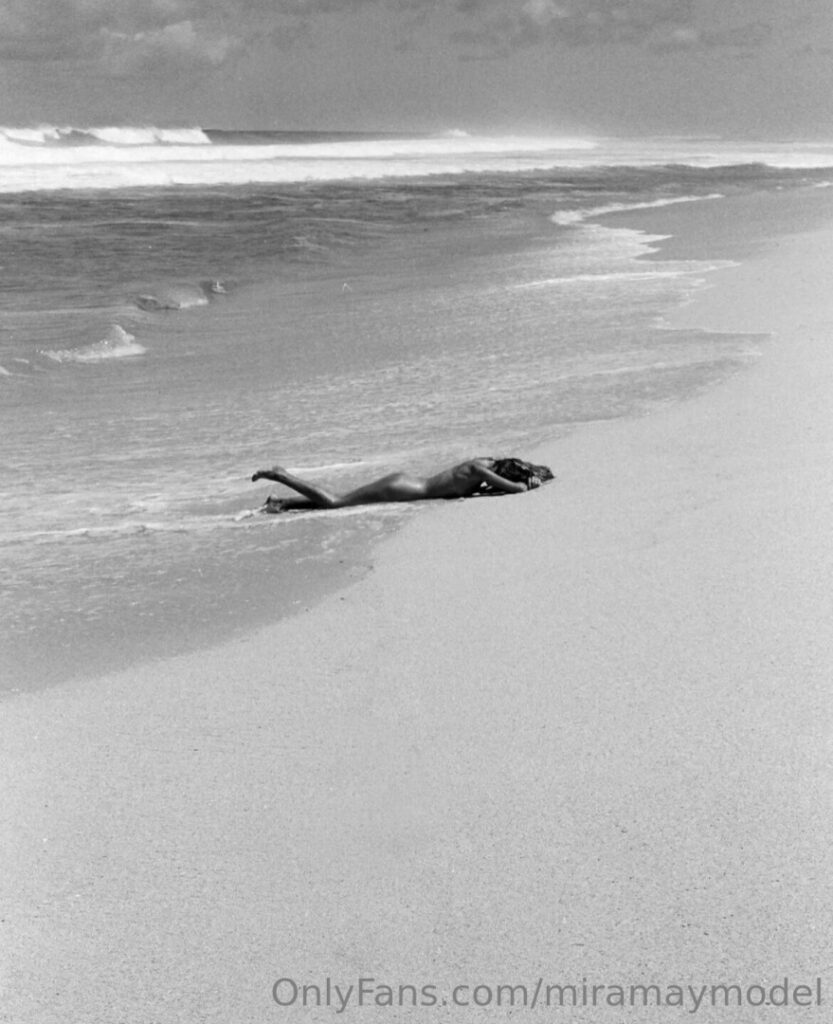 OnlyFans – Asian – Mira – Nude