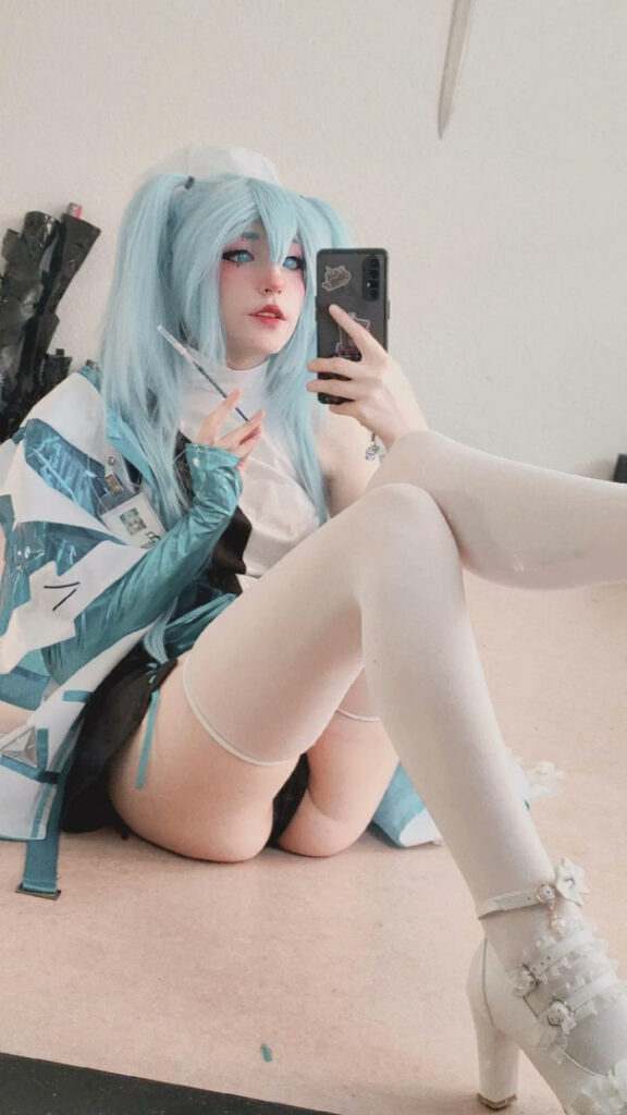 Instagram – ⠀X⠀ – Cosplay – MissIronblood /  LoafQueen – Nude Leaks