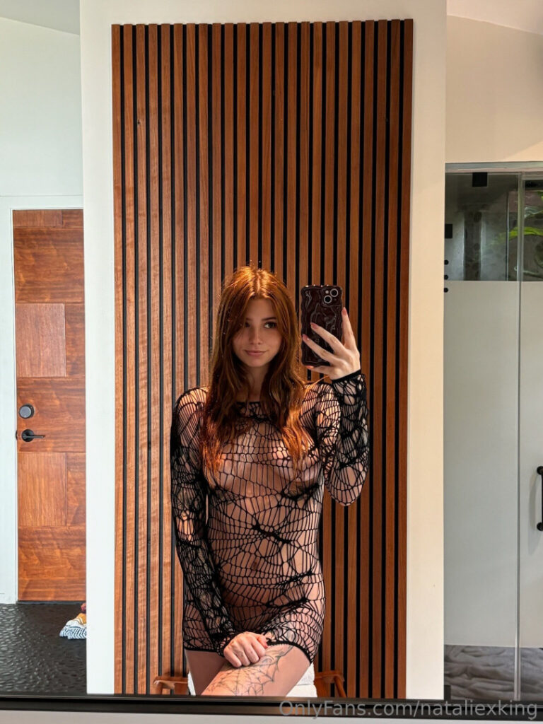 OnlyFans – Petite – Teen – Nataliexking / Bbyluckie – Nude