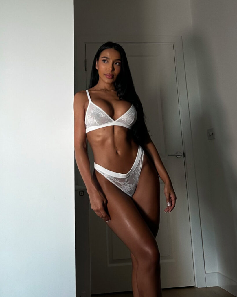 TikTok – Instagram – NATSELEEN / natseleen_ – Nude