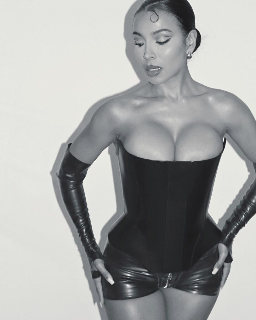 TikTok – Instagram – NATSELEEN / natseleen_ – Nude