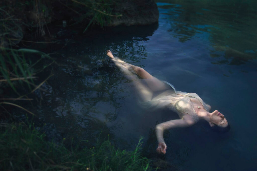 Instagram – Neta Shaked – Nude