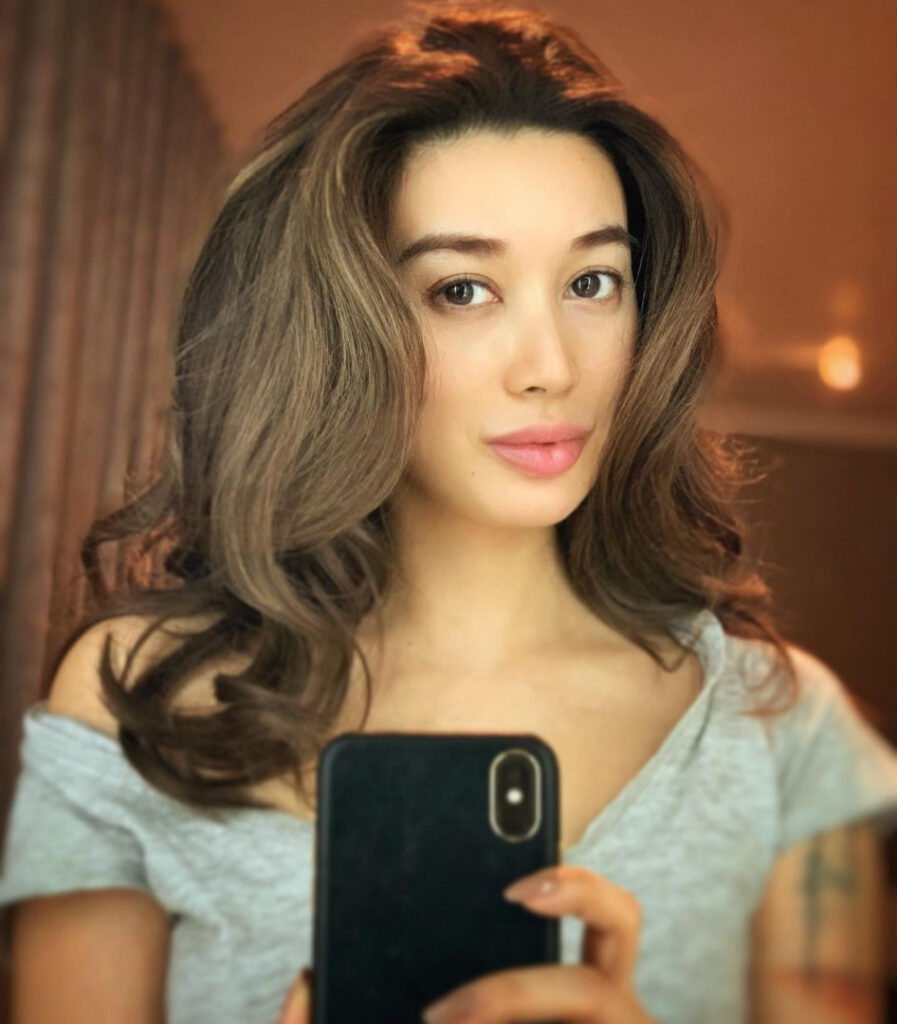 Celeb – Asian – Nicole Asensio – Nude