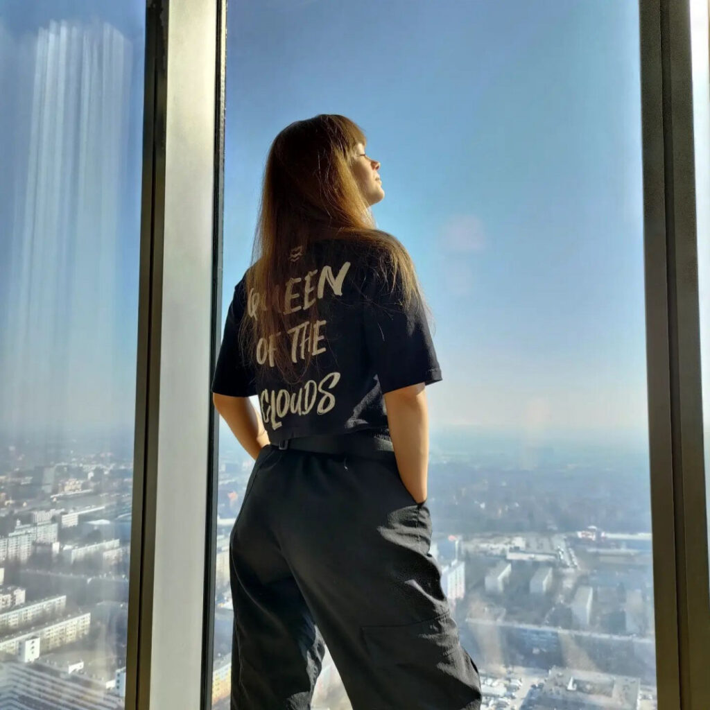 Instagram – Nicole Czuj – Nude