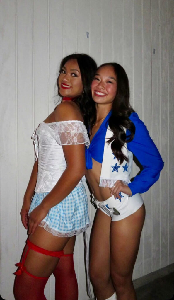 Nicole Laeno – Nude