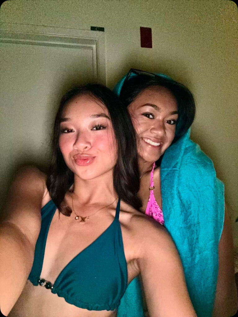 Nicole Laeno – Nude