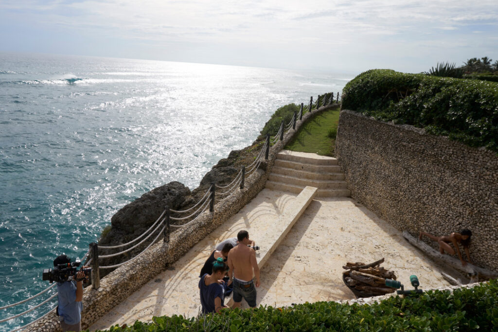 Instagram – Petite – Indian – Nidhi Sunil – Nude