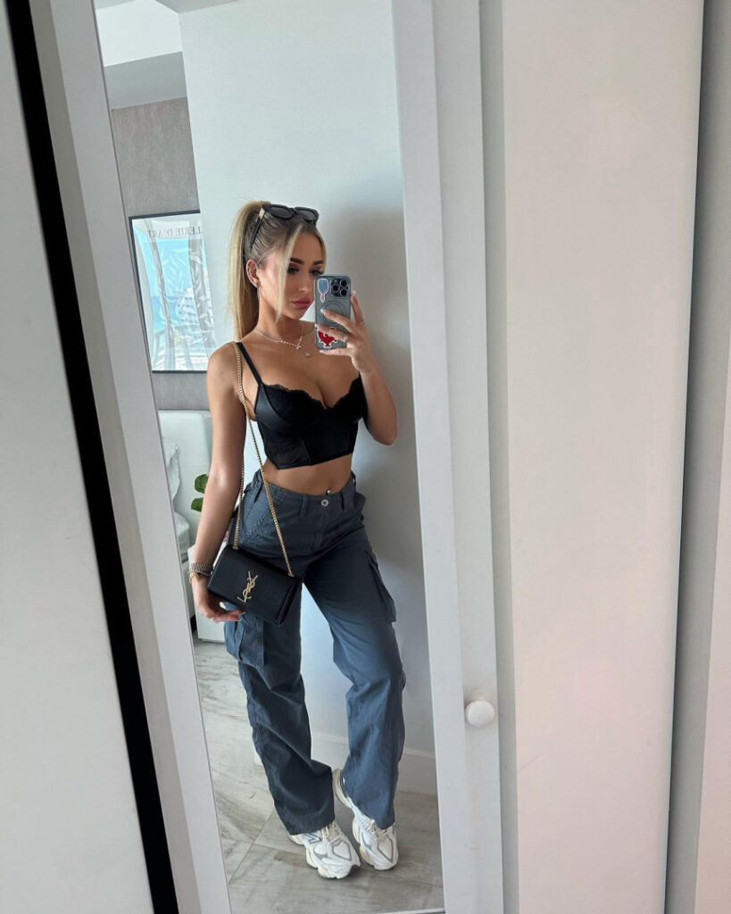 Instagram – Nikita Sullivan – Nude