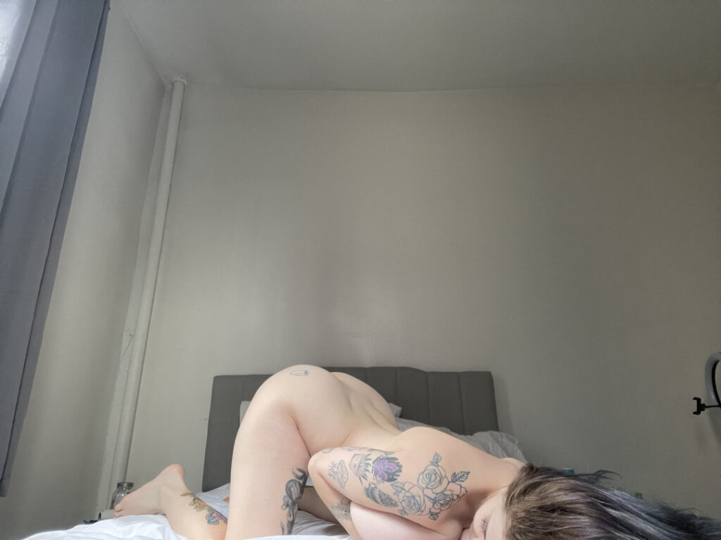 OnlyFans – Noah Ivy (hottestmessexpress) – Nude Leaks