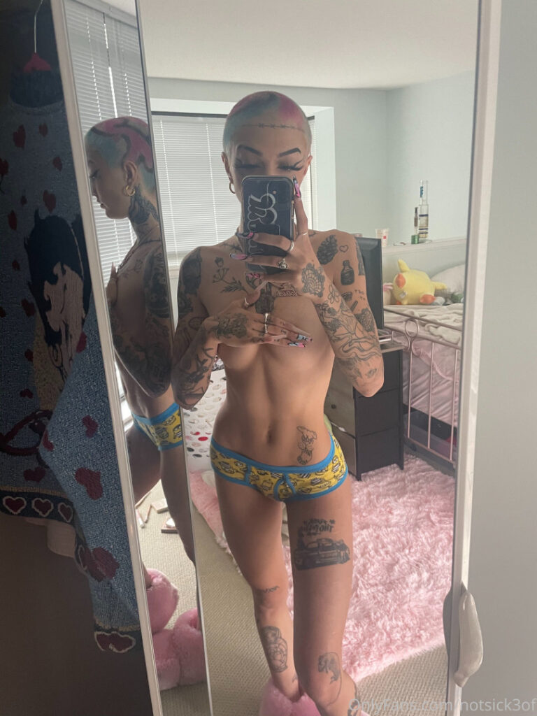 OnlyFans – Notsick3 Keaton Belle – Nude