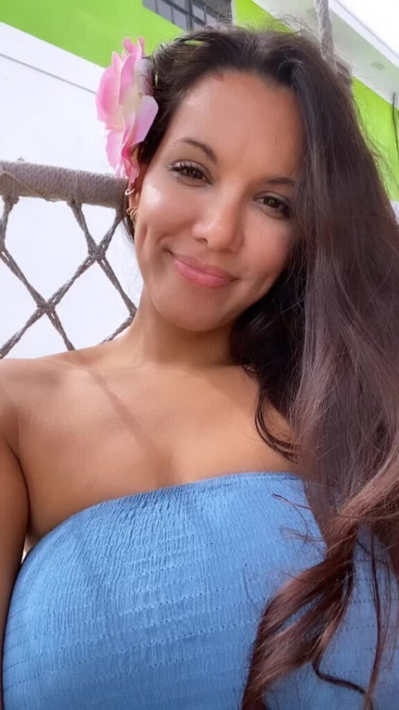 TikTok – Celeb – Latina – OfficialZoeyS – Zoey Albert – Zoey – Nude