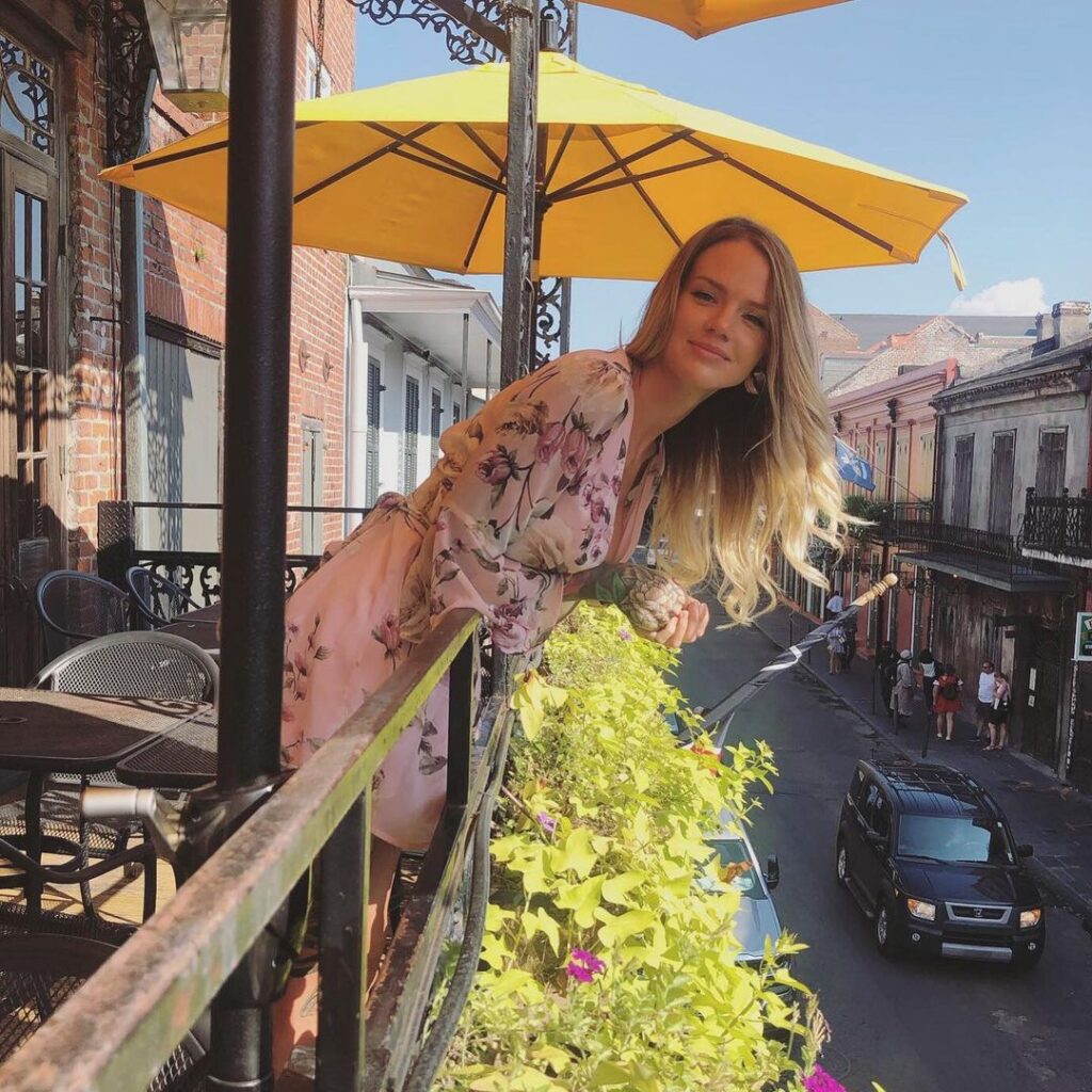 Instagram – ohioliz – Nude