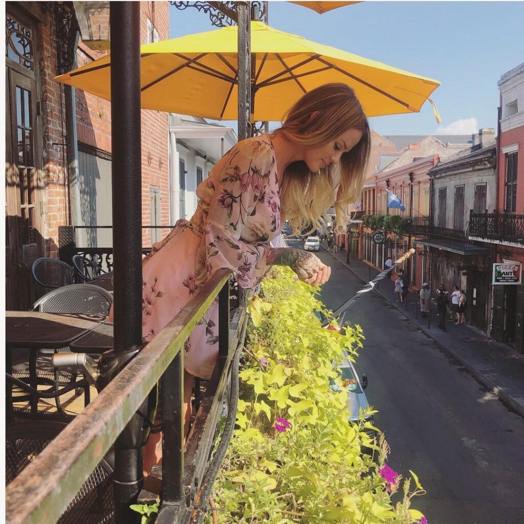 Instagram – ohioliz – Nude