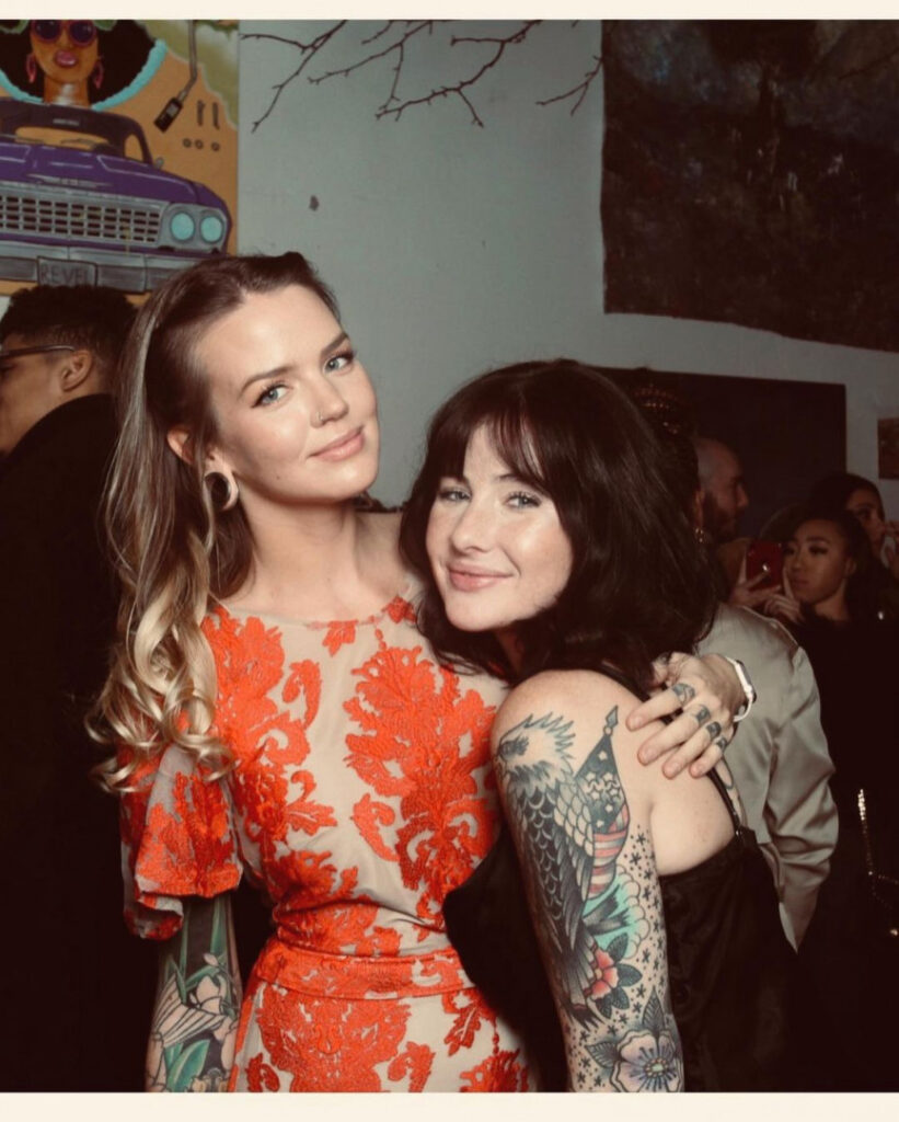 Instagram – ohioliz – Nude