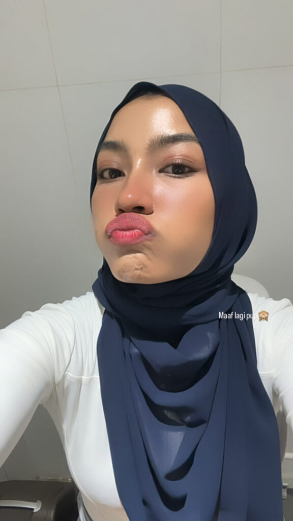 Okyyoliviaa/Ceboloky/Oky Olivia – Nude