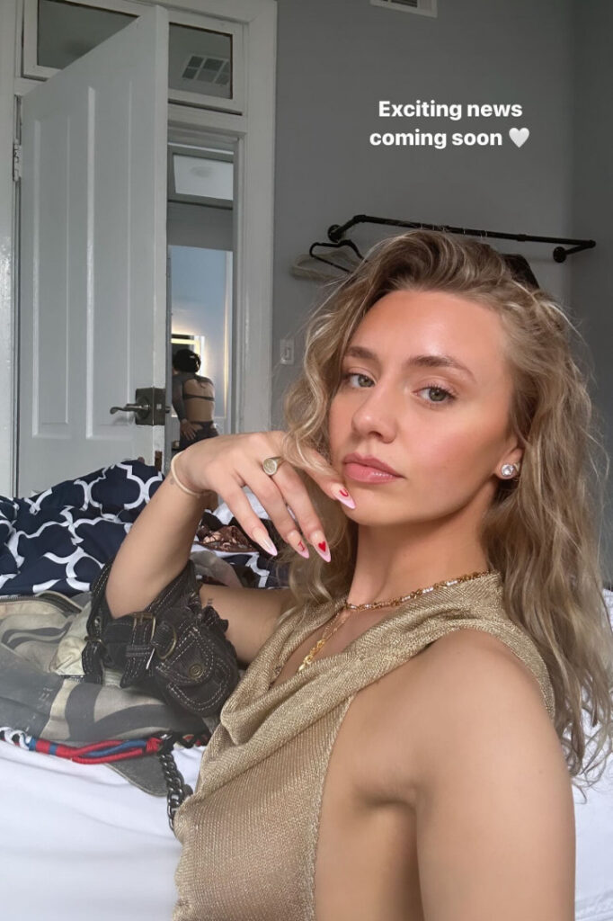 TikTok – Olivia McSpadden / oliviamcspadden / oliviavailmcspadden – Nude Leaks