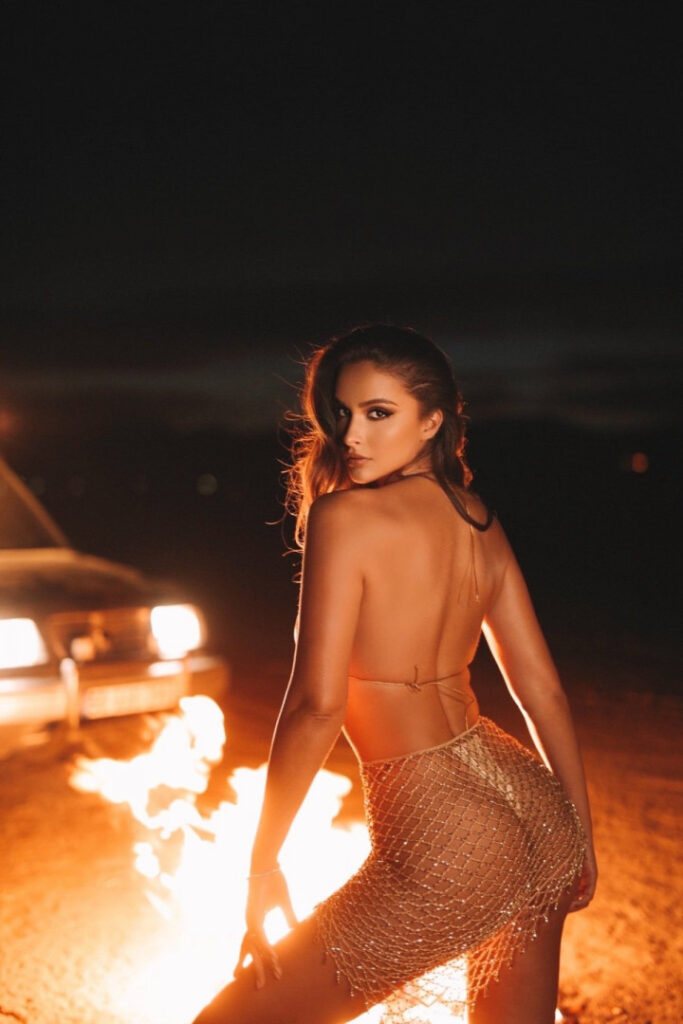 Instagram – Oriola Marashi – Nude