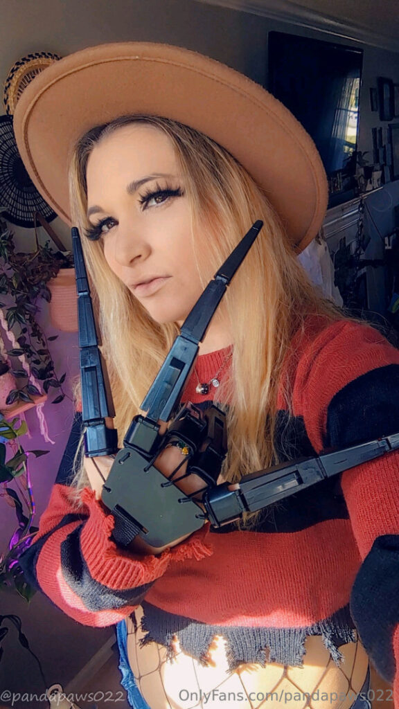 OnlyFans – MILF – Pandapaws022 – Nude