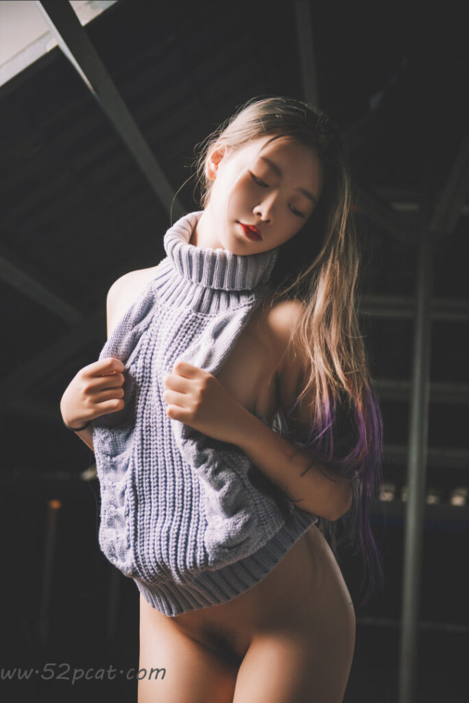 Asian – PartyCat / PDLONE / Pandora Model – Nude