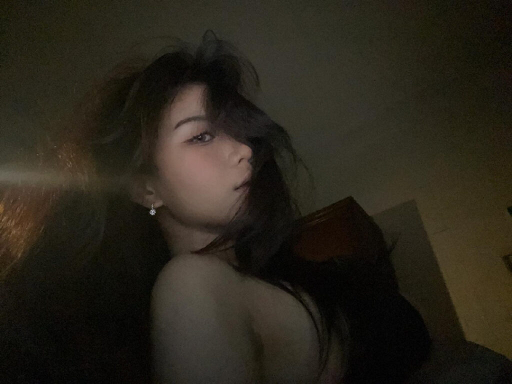 Instagram – Asian – Pb.lngtttt – Nude